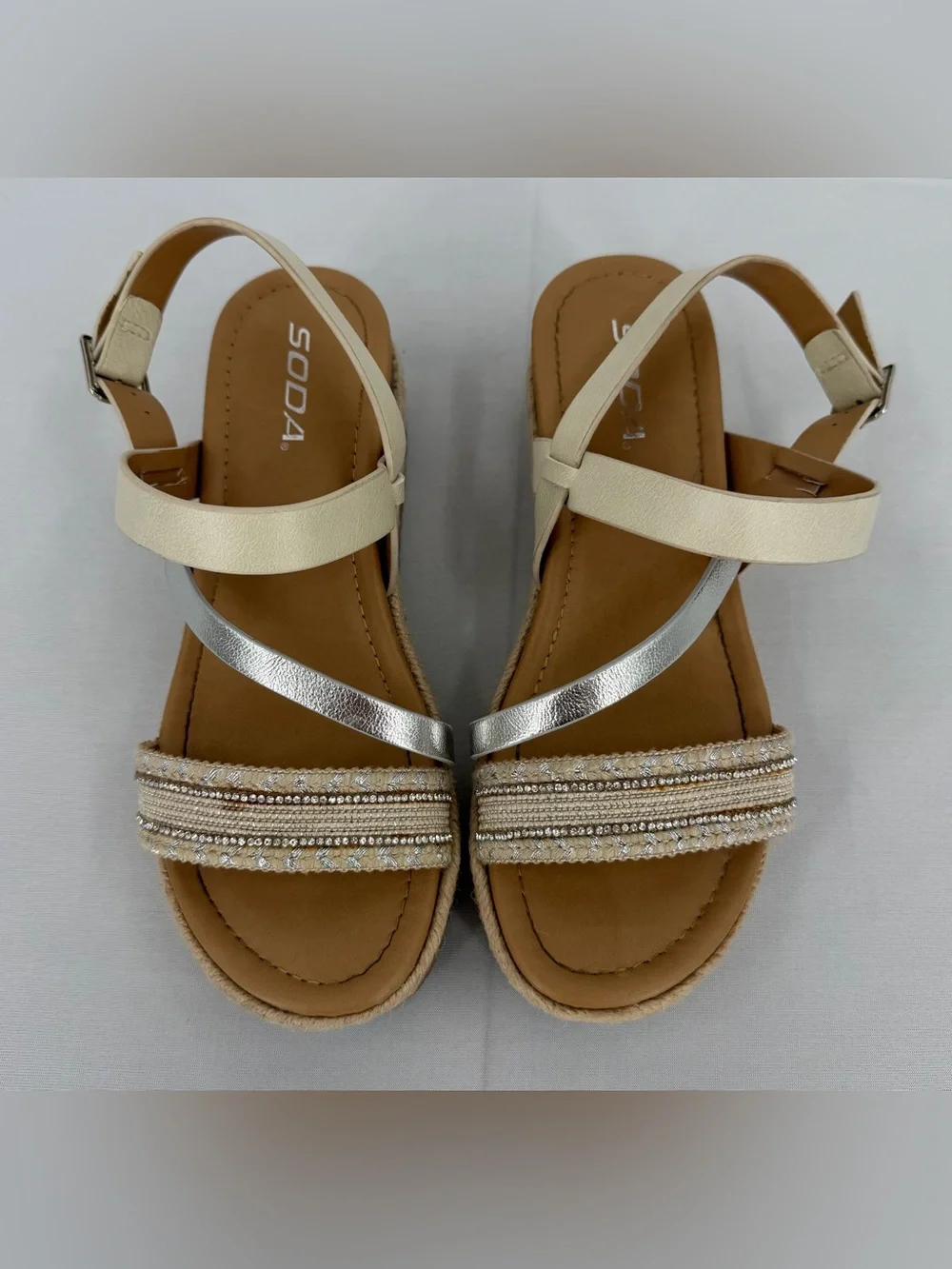 Neutral Espadrille flatform platform sandals rhinestone 7.5 resort vacation